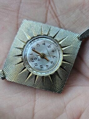Vintage Rare Anchor Pocket Watch Gold Tone Shock Resistant Quartz Analog Necklac